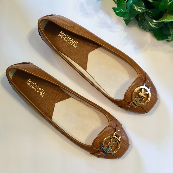 MICHAEL Michael Kors Shoes - NEW MICHAEL KORS Fultan Cognac Driving Flats 9